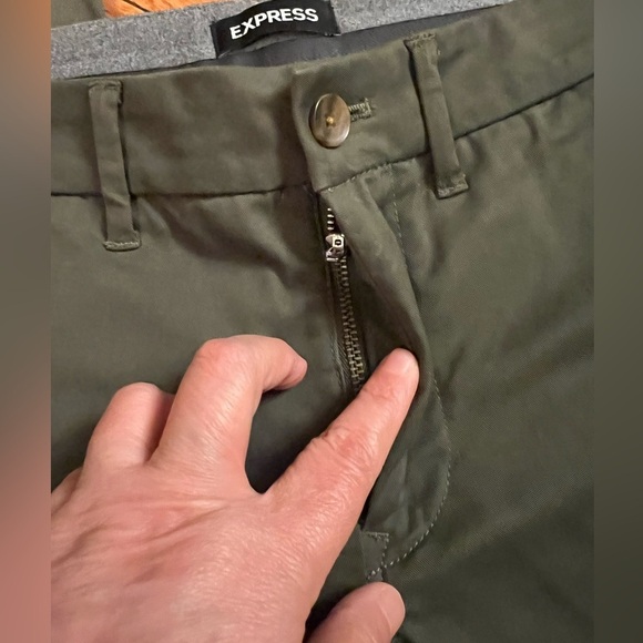 Express Skinny Chinos pants, army green color size W29/L32. Excellent condition - Picture 5 of 12
